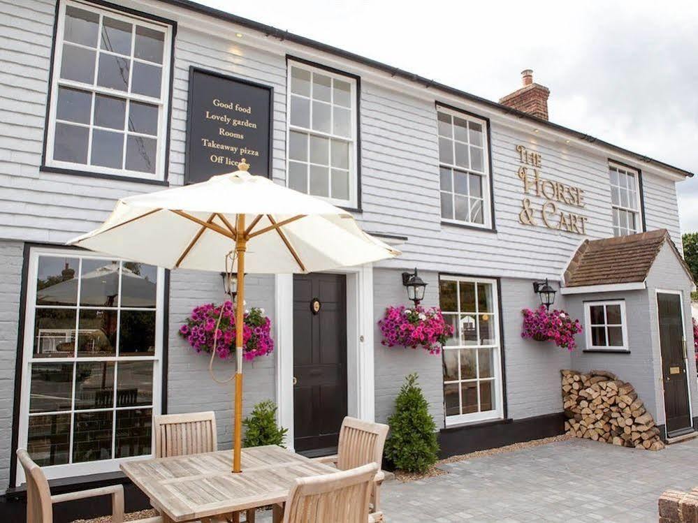 The Horse & Cart Hotel Peasmarsh Bagian luar foto
